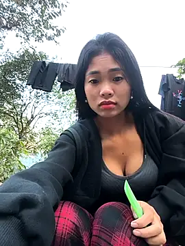 Lynly k2 online show from 11-22-25, 12:09