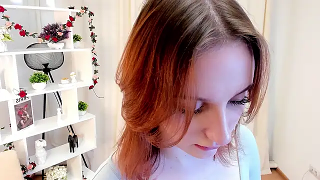 OpheliaSalotti online show from 11-08-25, 07:41