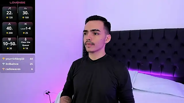 NicoKingg  online show from 01-12-26, 12:43