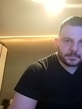 yourgentleman88 online show from 11-18-25, 08:24