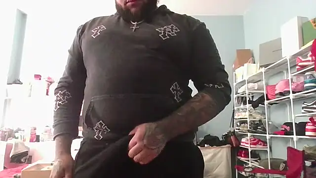 Snapshot of Daddyhonk chatting on 02-08-26, 03:48 Daddyhonk online show from 02-08-26, 03:48