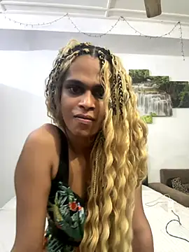 Snapshot of Tara-barbie chatting on 11-07-25, 11:16 Tara-barbie online show from 11-07-25, 11:16