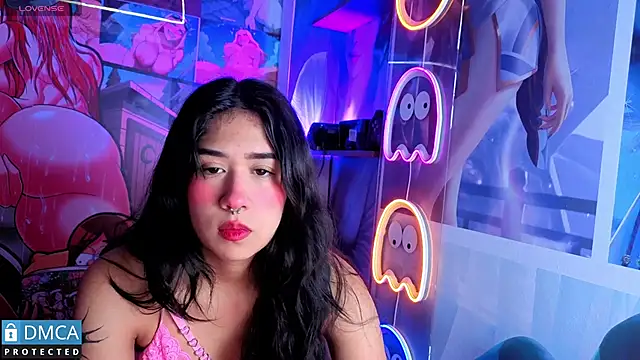 sofia sstonee  online show from 12-15-25, 11:03