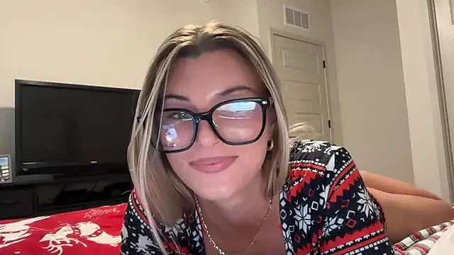 RosieCheeks  online show from 11-25-25, 10:21