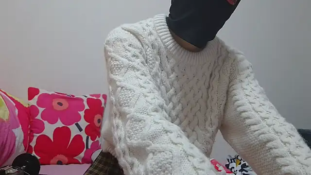 Snapshot of ohaona chatting on 01-11-26, 03:06 ohaona online show from 01-11-26, 03:06