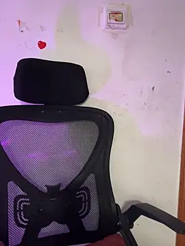 xoxo7799 online show from 11-17-25, 02:17