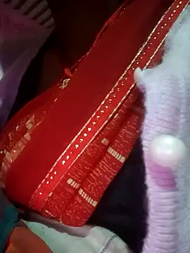 Snapshot of aaruna_hot83 chatting on 01-06-26, 04:00 aaruna hot83 online show from 01-06-26, 04:00