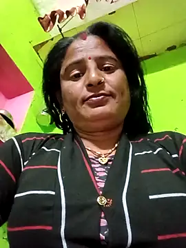 Quin love143 online show from 11-15-25, 11:10