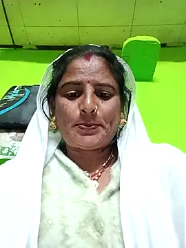 Quin love143 online show from 11-18-25, 10:47