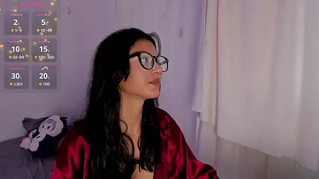 Tamara Aluna  online show from 12-04-25, 07:22