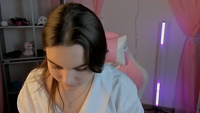 FrancescaCavaliere online show from 11-29-25, 09:12