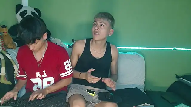 Kurt williams1 online show from 12-13-25, 07:53