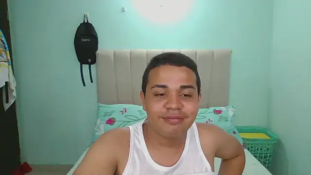 hot boyy11 online show from 11-11-25, 05:29