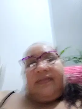 Snapshot of HotXXXgirl_01 chatting on 11-12-25, 01:39 HotXXXgirl 01 online show from 11-12-25, 01:39