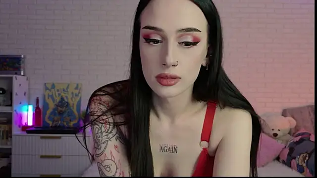 Snapshot of Darineko_ chatting on 11-28-25, 05:32 Darineko online show from 11-28-25, 05:32