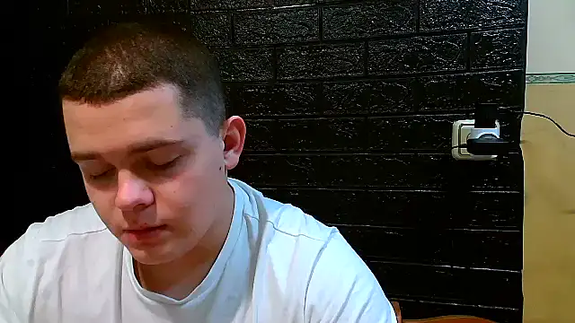 Snapshot of CuteButNaughty_ chatting on 12-01-25, 09:09 CuteButNaughty online show from 12-01-25, 09:09