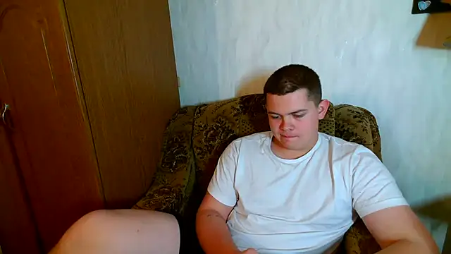 Snapshot of CuteButNaughty_ chatting on 12-02-25, 06:14 CuteButNaughty online show from 12-02-25, 06:14