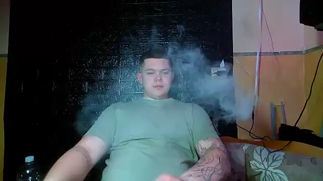 Snapshot of CuteButNaughty_ chatting on 02-12-26, 10:16 CuteButNaughty online show from 02-12-26, 10:16