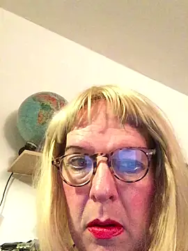 simone xdressing online show from 11-08-25, 01:28