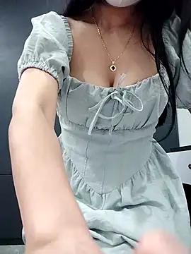   Anna    online show from 12-04-25, 03:21