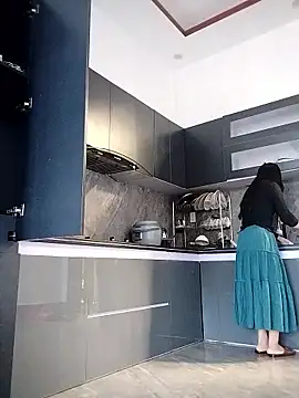   Anna    online show from 01-12-26, 02:39