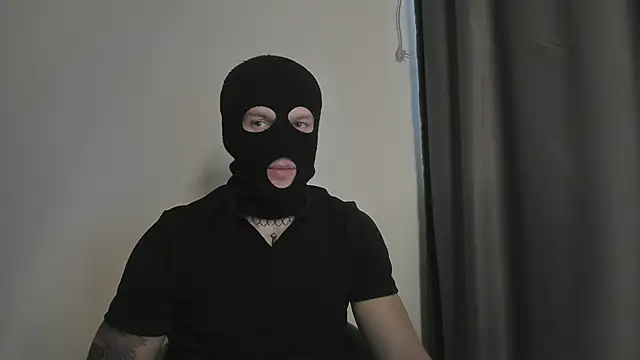 Huntall77 online show from 11-12-25, 07:20