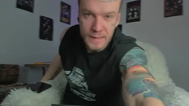 Huntall77 online show from 03-19-26, 05:11