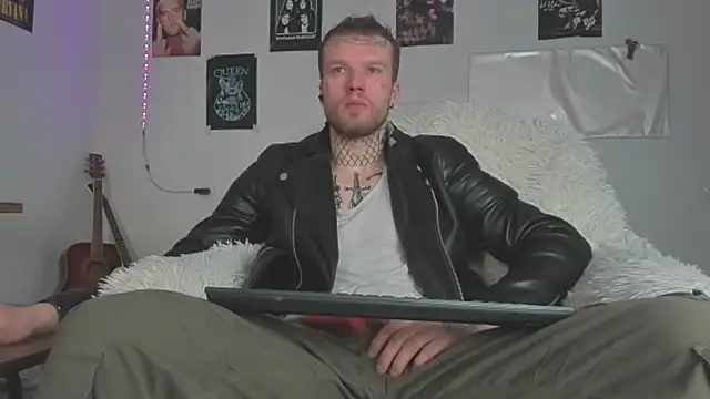 Huntall77 online show from 04-03-26, 05:05