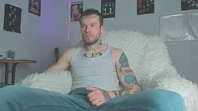 Huntall77 online show from 04-06-26, 05:52