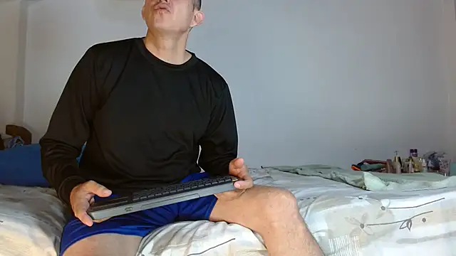 Naty wet 18 online show from 12-14-25, 08:57