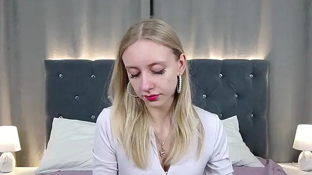 RachaelCute online show from 04-22-26, 04:26