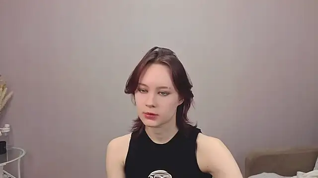 Annie Way online show from 11-26-25, 01:23