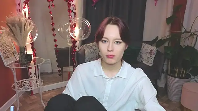 Annie Way online show from 02-12-26, 09:15