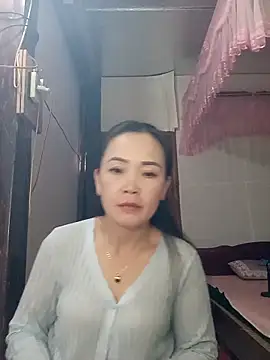 Feeling-hot online show from 02-13-26, 12:50