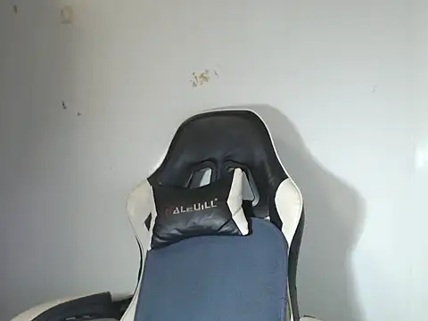 andy cummy27 online show from 12-05-25, 01:31