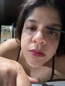 diamore3377 online show from 04-11-26, 03:33