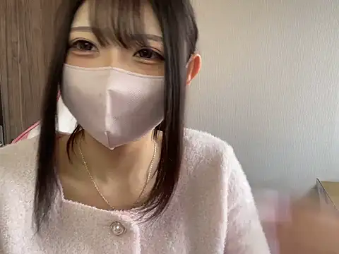 Snapshot of amu_nyan_cute chatting on 11-16-25, 05:02 amu nyan cute online show from 11-16-25, 05:02