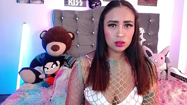 Snapshot of lunabritton1 chatting on 02-25-26, 03:38 lunabritton1 online show from 02-25-26, 03:38