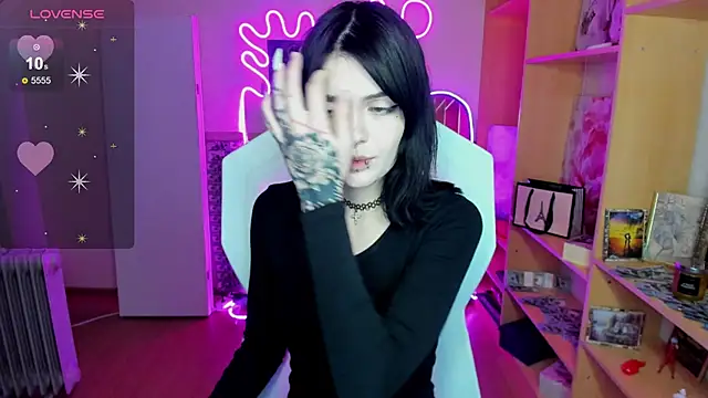 EmmaDarkk online show from 11-11-25, 08:58