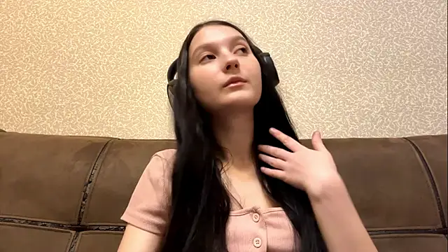 AurorAurora online show from 02-02-26, 09:41