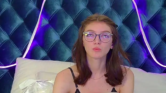 SophiaProve online show from 11-21-25, 03:22