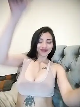 Snapshot of Mihasophia01 chatting on 11-20-25, 02:06 Mihasophia01 online show from 11-20-25, 02:06