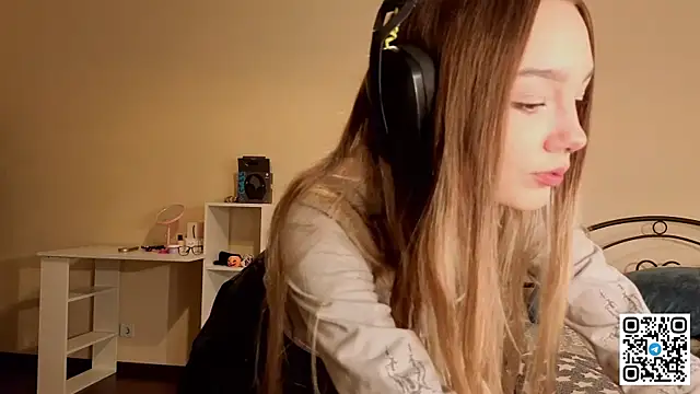 HoaPatton online show from 12-05-25, 11:08