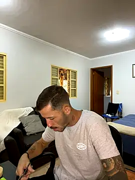 Lucasjandre online show from 12-04-25, 09:29