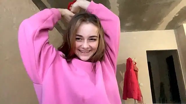 GeralynChiszar online show from 11-12-25, 06:14