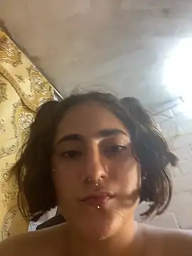 jessi bentz  online show from 11-15-25, 06:22