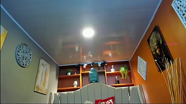 Velvet Dreamss online show from 12-22-25, 11:07