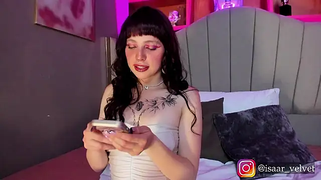 Velvet Dreamss online show from 01-11-26, 03:44