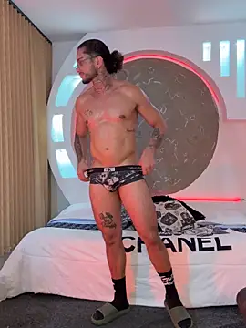 Alanrodgers online show from 12-04-25, 03:49