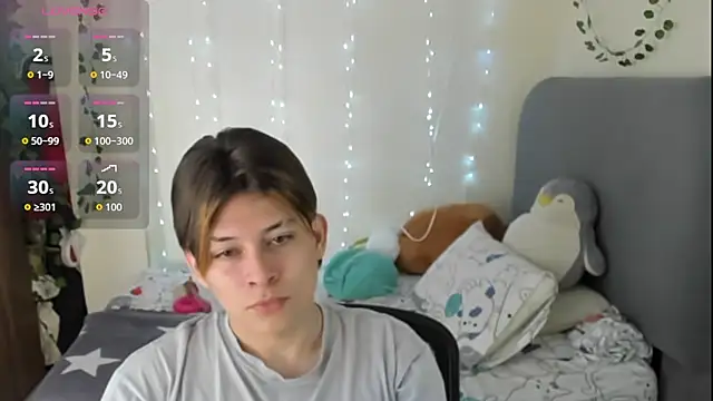 Felix kitty online show from 11-26-25, 07:37